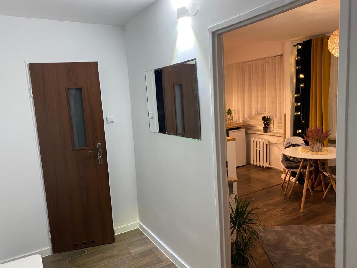 Wilcza Ostoja Bieszczady Apartment Ustrzyki Dolne Luaran gambar