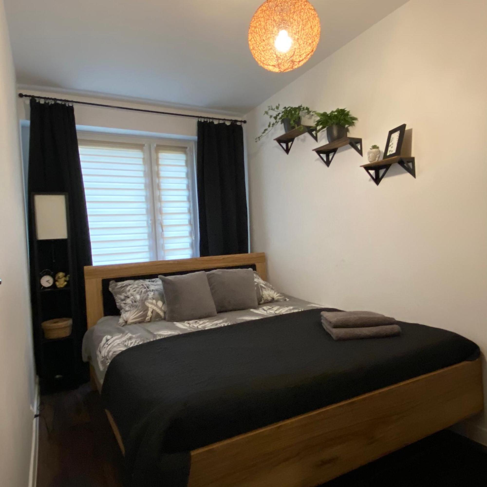 Wilcza Ostoja Bieszczady Apartment Ustrzyki Dolne Luaran gambar